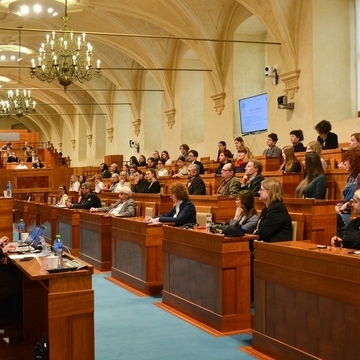 „Nestůj stranou...“ – Senátní konference oficiálně zahájila Mezinárodní dny proti rasismu 